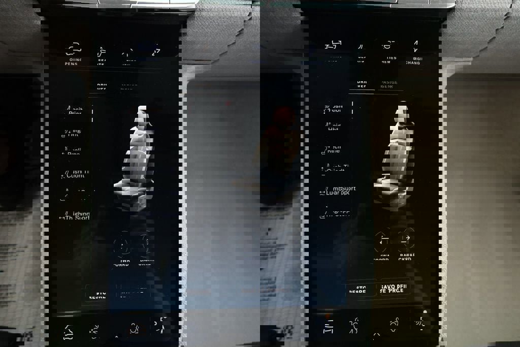 Used 2023 Lucid Air Touring image 18