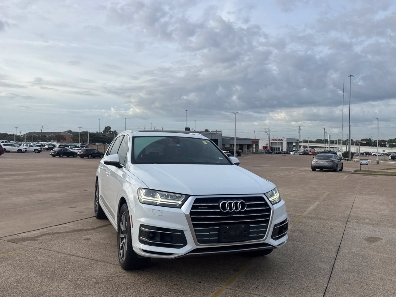 Used 2019 Audi Q7 3.0T Prestige AWD/4WD image 4