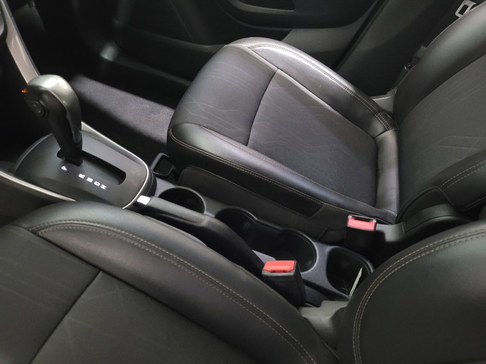 Used 2019 Chevrolet Trax LT w/ LT Convenience Package image 26