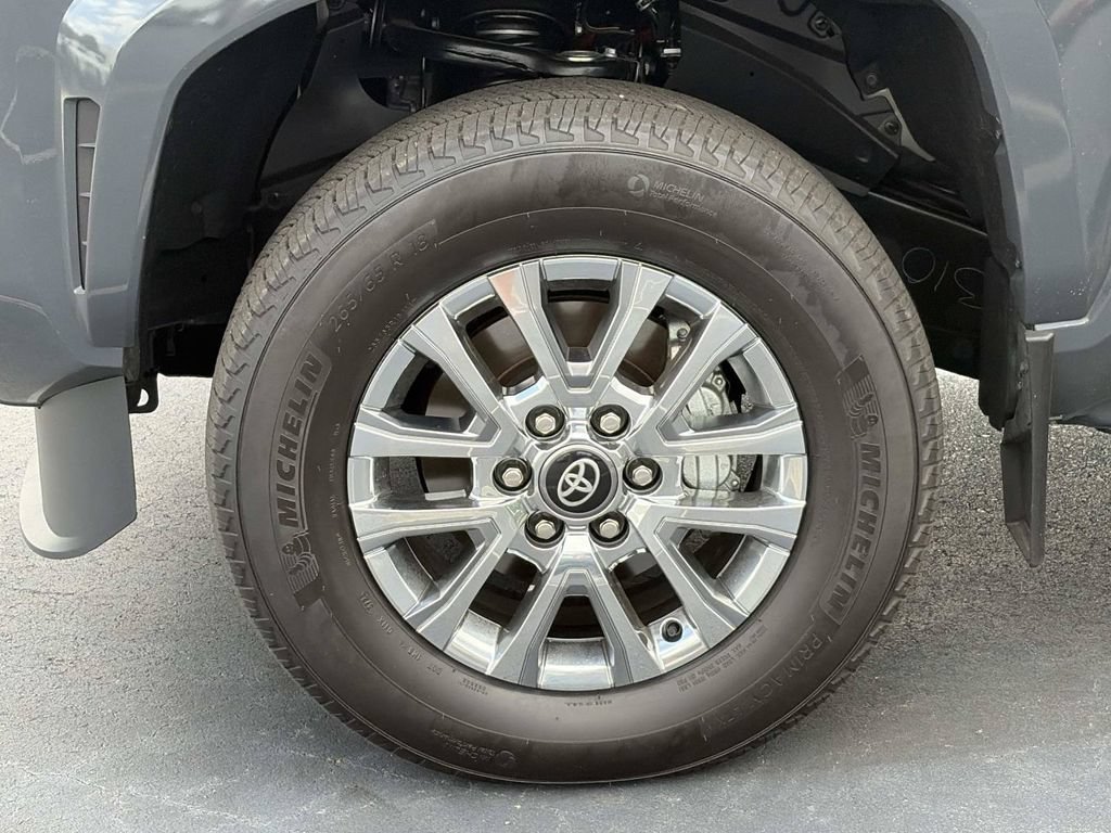 Used 2026 Toyota Tacoma Limited AWD/4WD image 12