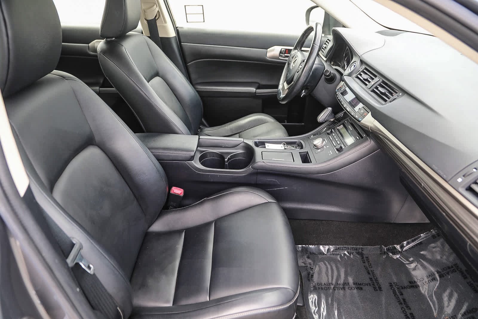 Used 2015 Lexus CT 200h FWD image 17