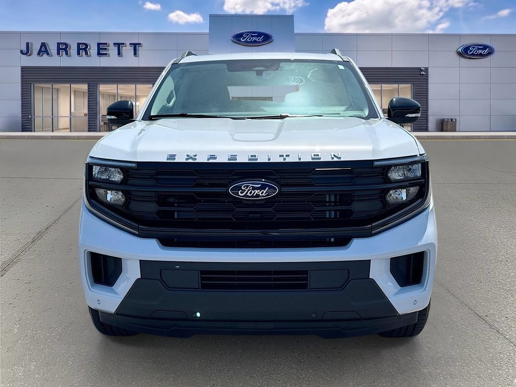 New 2026 Ford Expedition Active RWD image 2