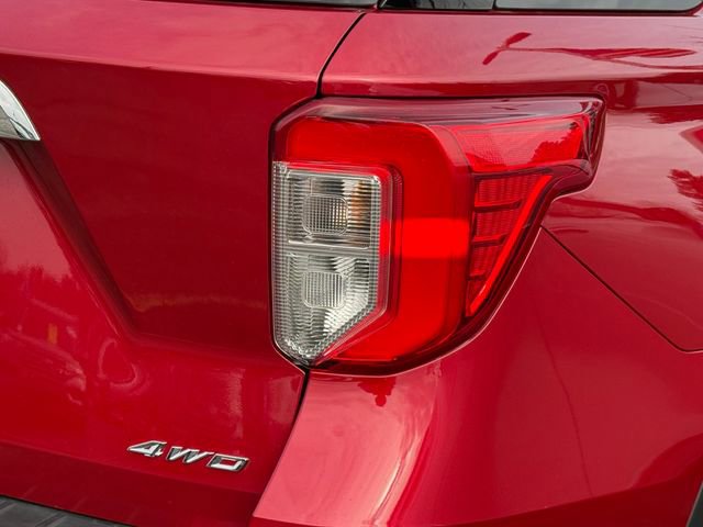 Certified 2023 Ford Explorer XLT w/ Equipment Group 202A image 32