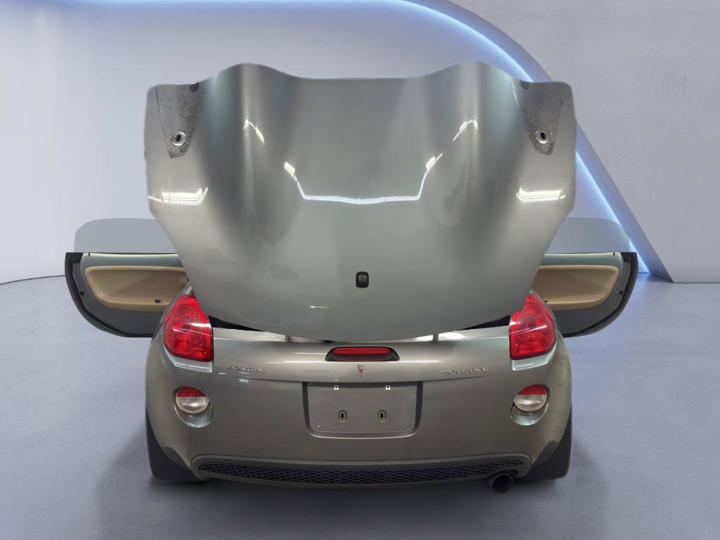 Used 2006 Pontiac Solstice Convertible w/ Premium Package RWD image 14