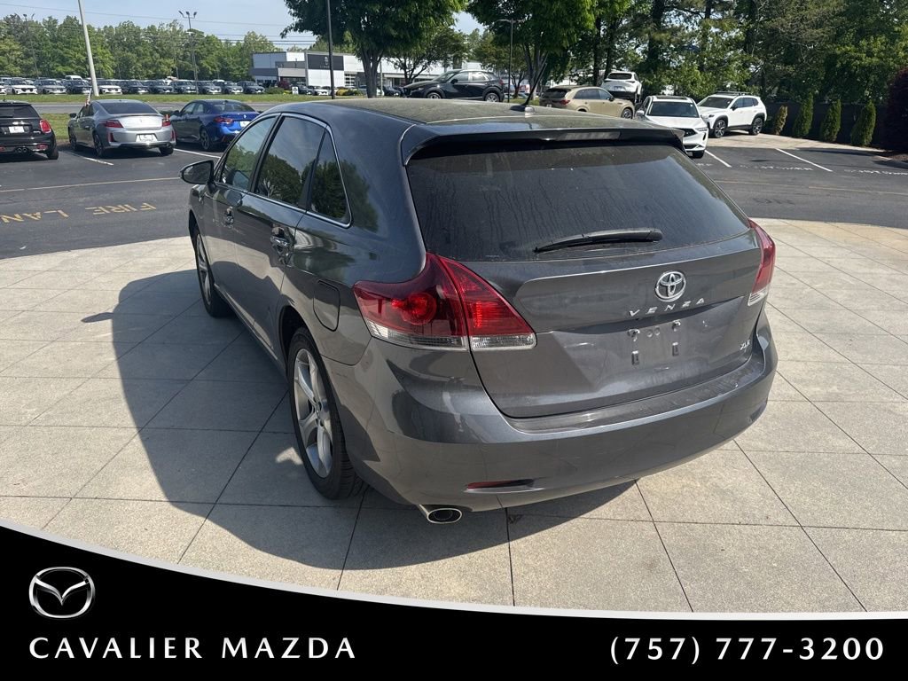 Used 2014 Toyota Venza XLE FWD image 3