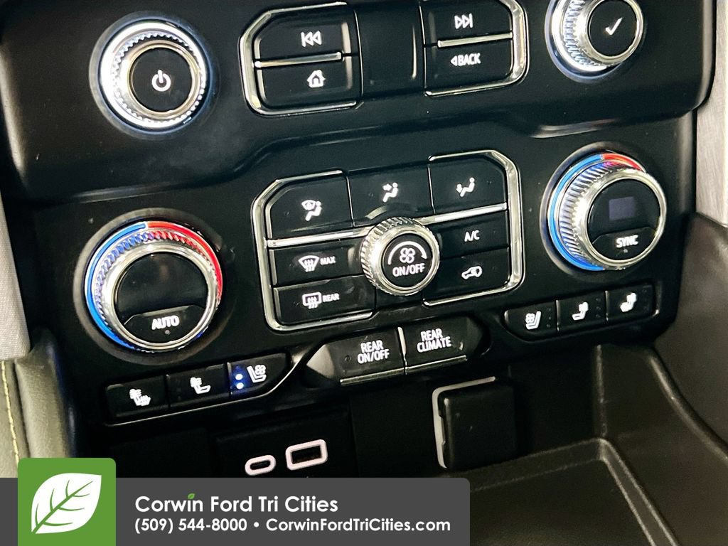 Used 2023 GMC Yukon SLT AWD/4WD image 9