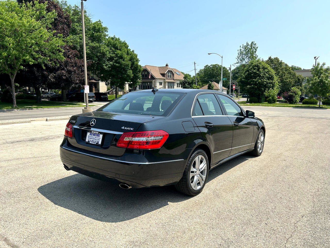 Used 2011 Mercedes-Benz E 350 4MATIC Sedan image 7