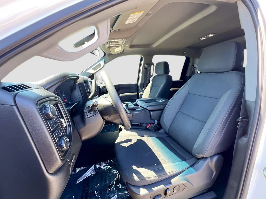 Used 2024 Chevrolet Silverado 2500 Custom w/ Custom Value Package AWD/4WD image 19