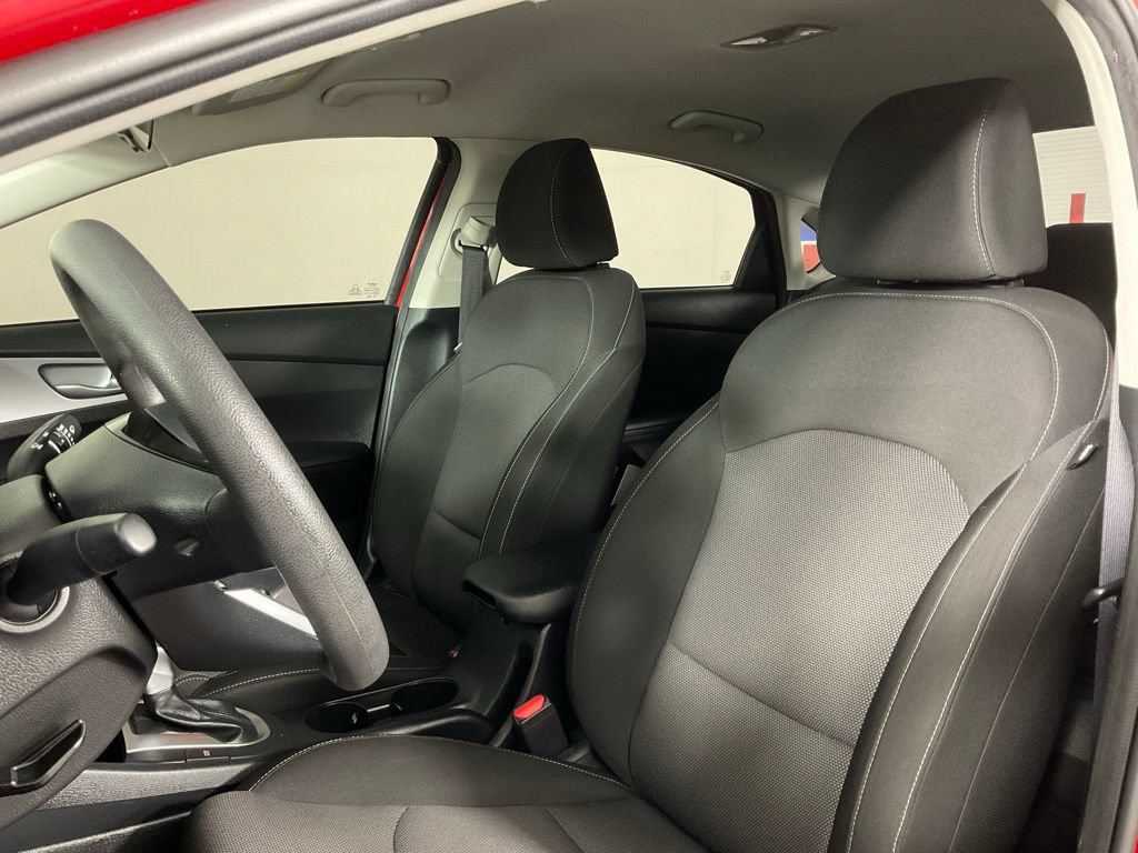 Used 2023 Kia Forte LXS w/ LXS Technology Package FWD image 14