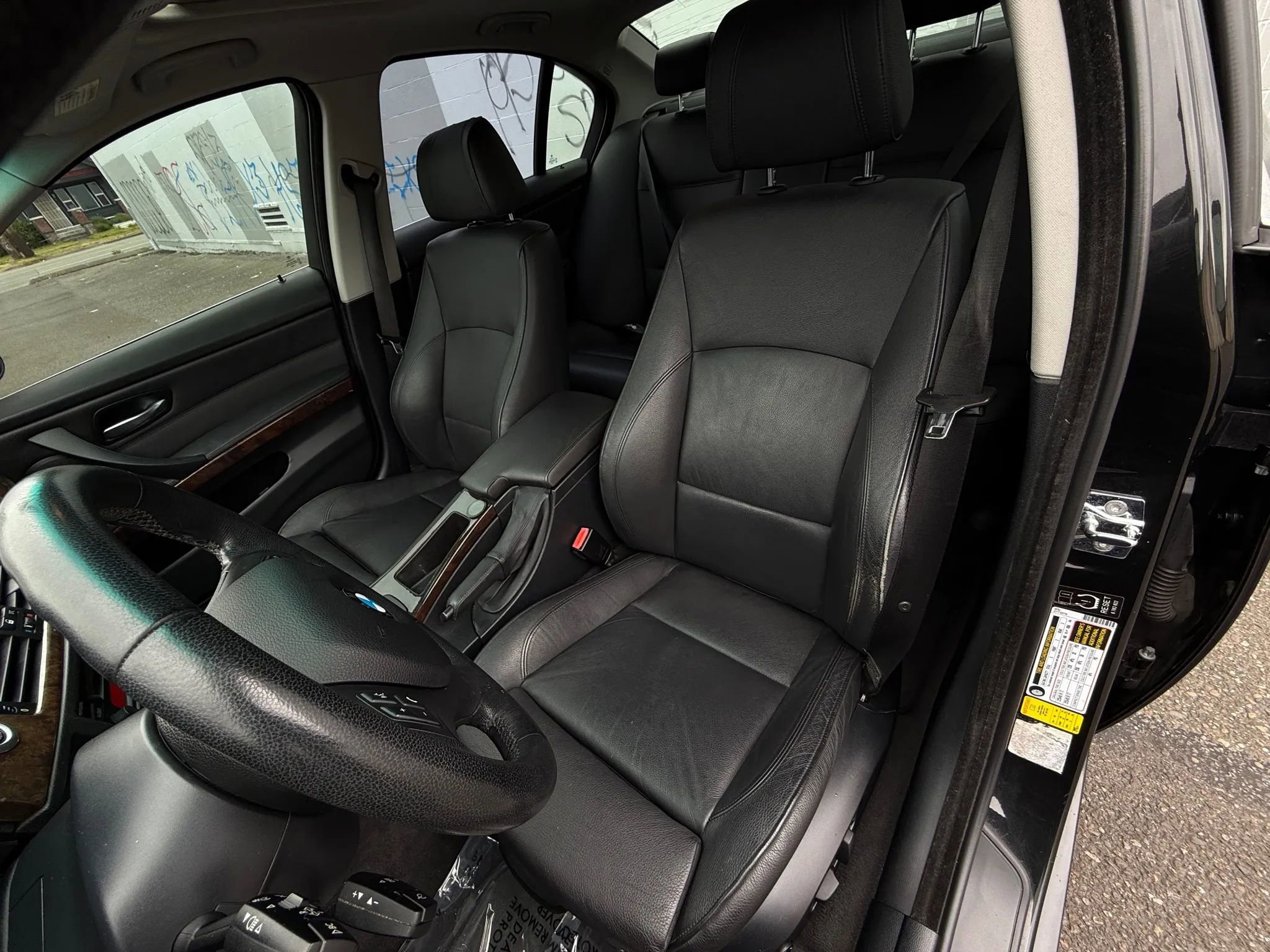 Used 2006 BMW 330xi Sedan image 15