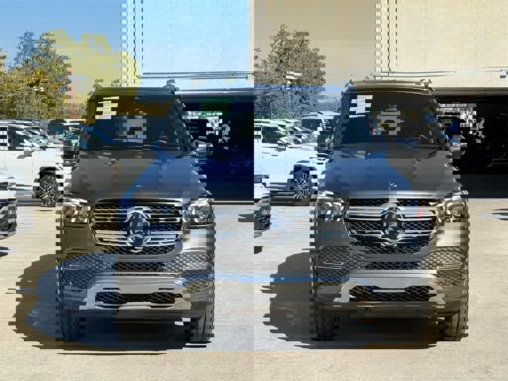 Used 2022 Mercedes-Benz GLE 350 w/ Premium Package image 6