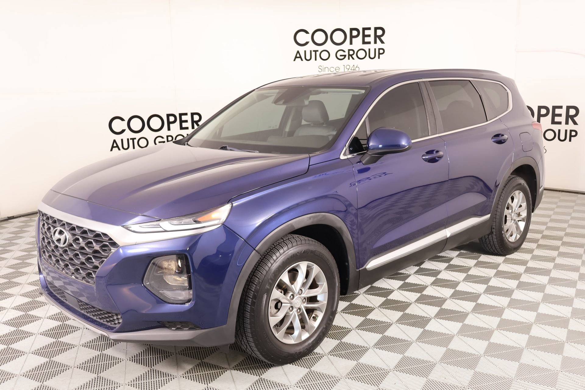 Used 2019 Hyundai Santa Fe SE image 9
