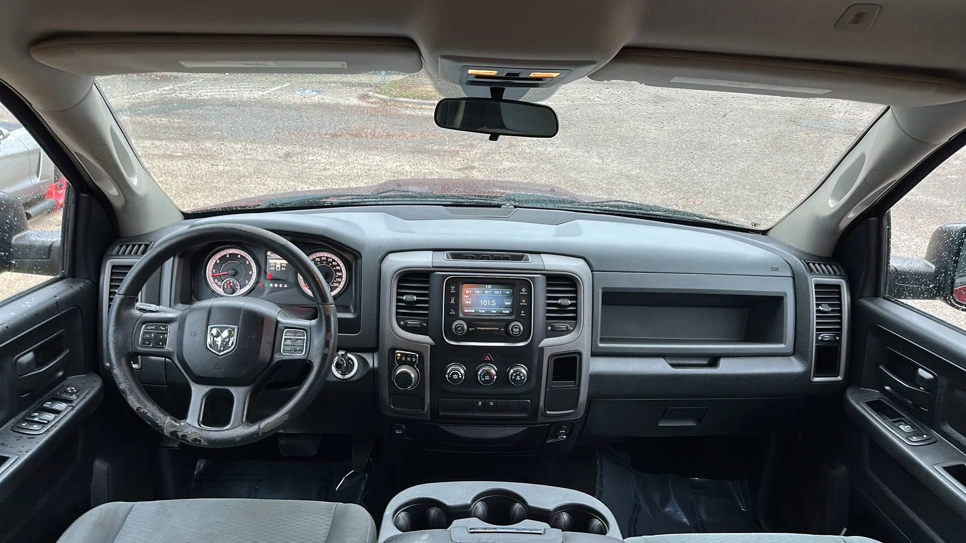 Used 2017 RAM 1500 Express image 28