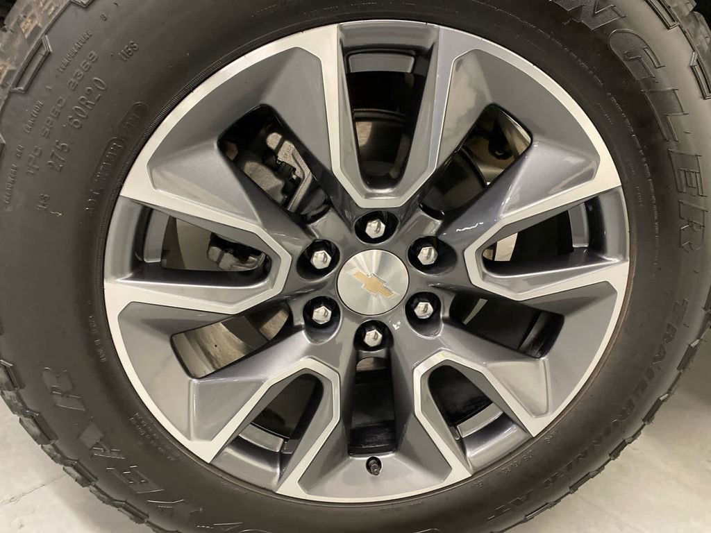 Certified 2024 Chevrolet Silverado 1500 LT image 25