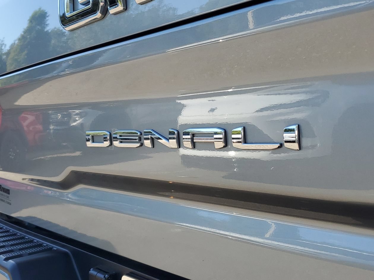 Used 2025 GMC Sierra 2500 Denali Ultimate AWD/4WD image 8