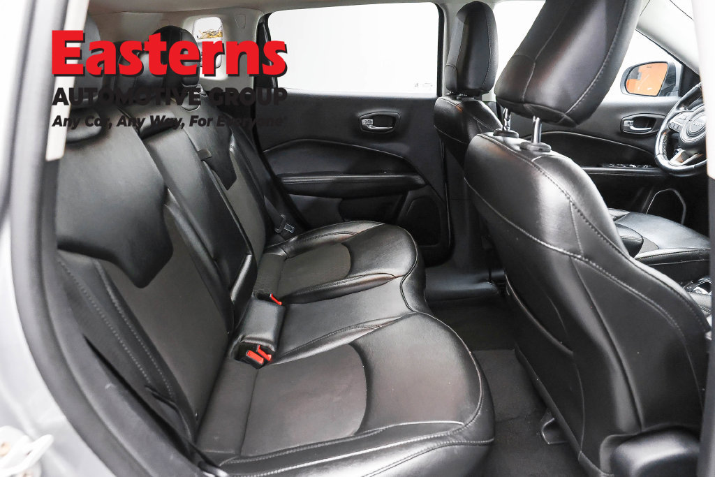 Used 2020 Jeep Compass Latitude AWD/4WD image 26