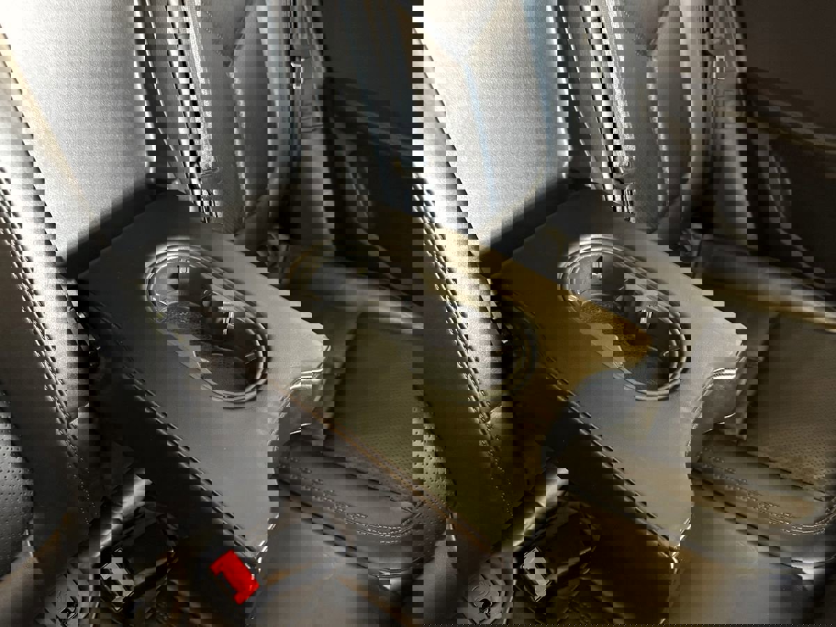 Used 2015 Porsche Macan S image 48