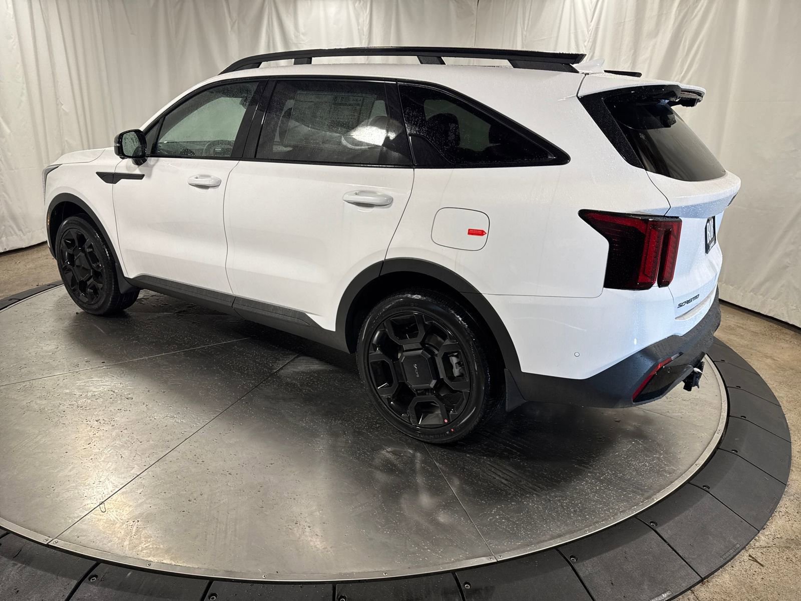 New 2026 Kia Sorento SX Prestige w/ Olive Brown Leather Package image 4
