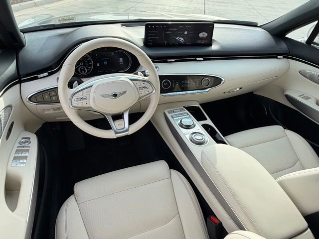 Used 2024 Genesis Electrified GV70 AWD/4WD image 9