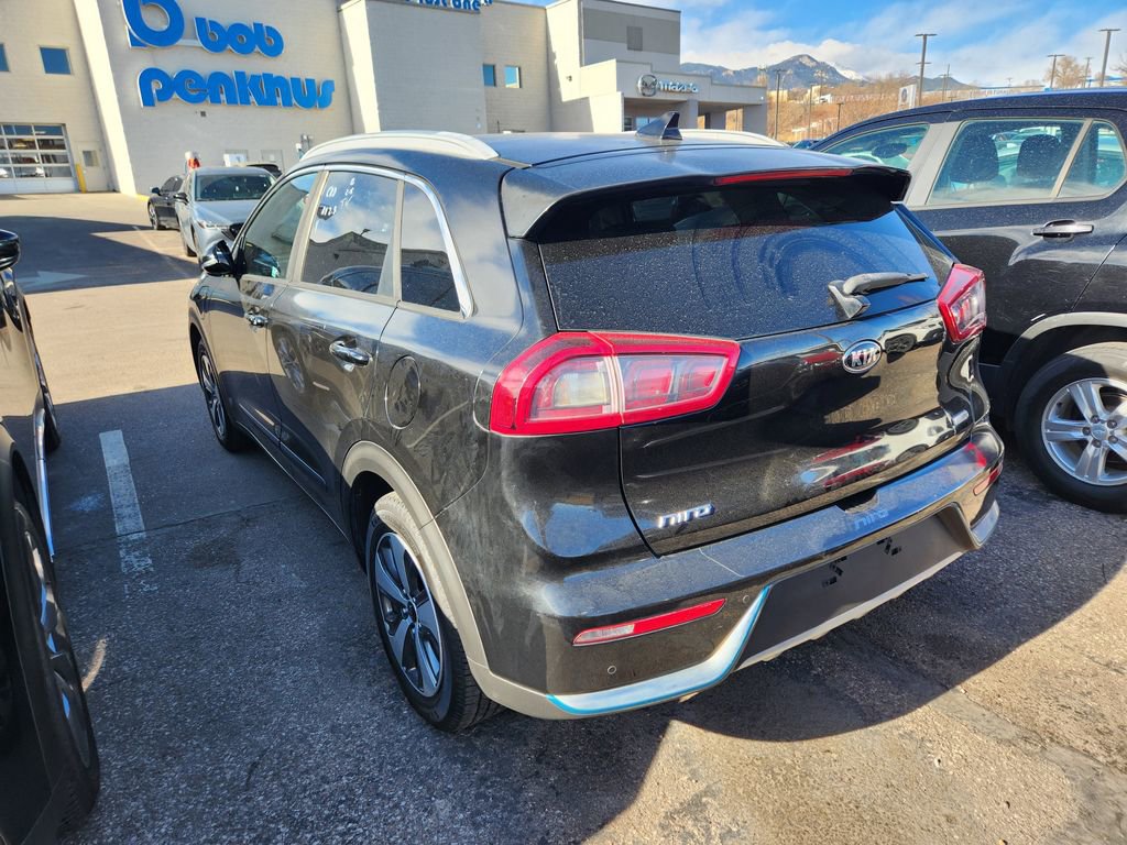Used 2018 Kia Niro EX Premium image 4