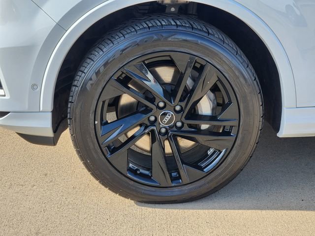 Used 2020 Audi Q7 3.0T Premium Plus w/ Premium Plus Package AWD/4WD image 17