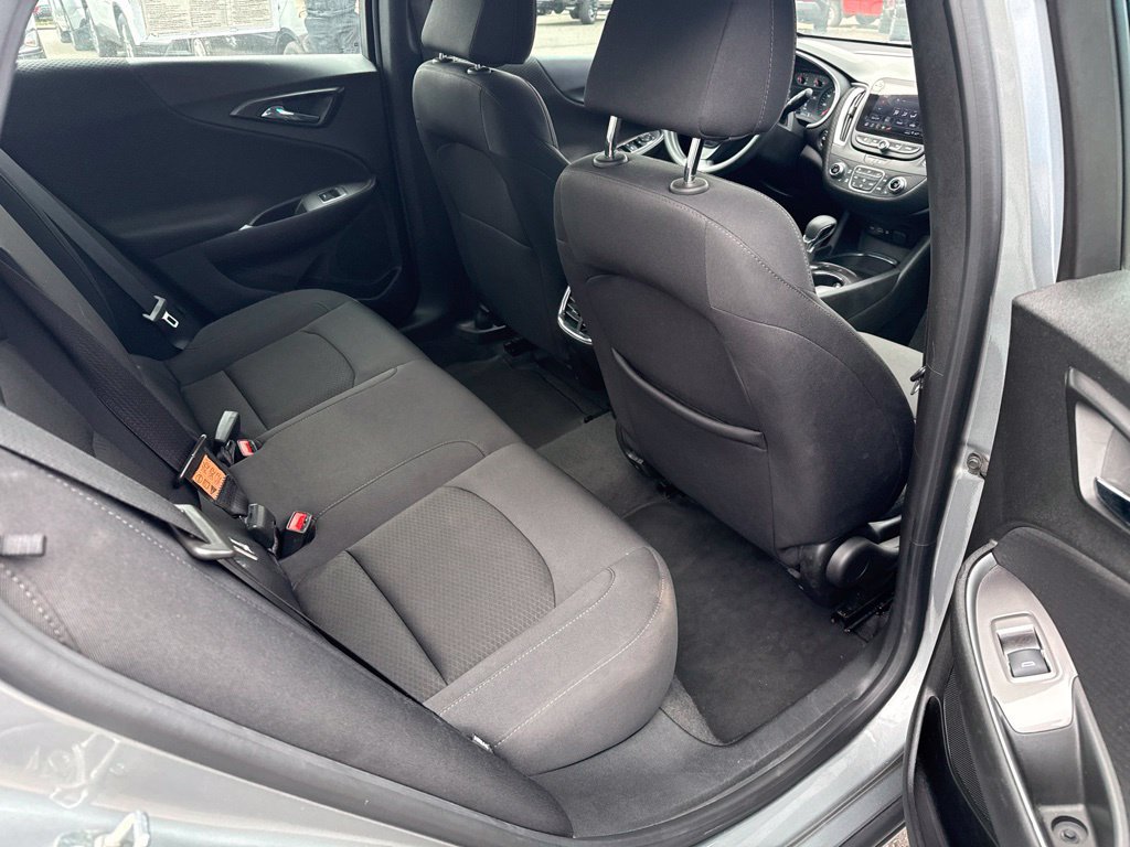 Used 2024 Chevrolet Malibu LT FWD image 36