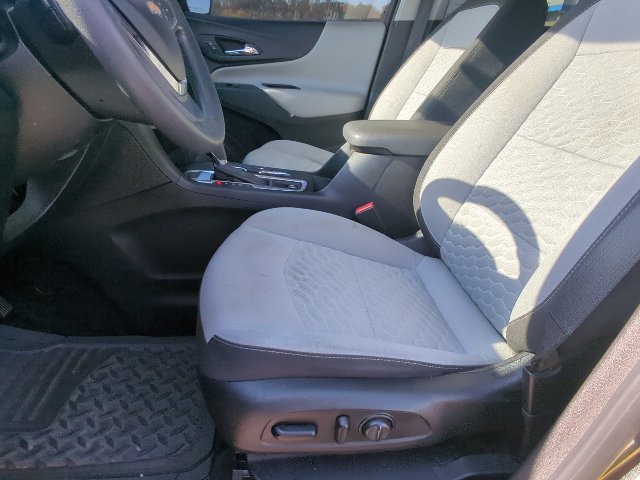 Used 2019 Chevrolet Equinox LS w/ LS Convenience Package AWD/4WD image 10