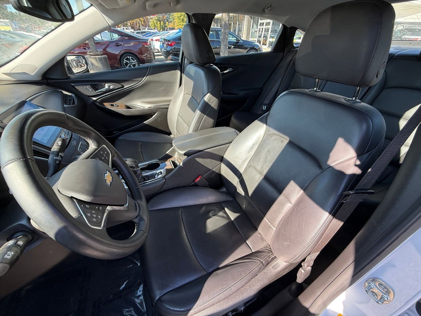 Used 2024 Chevrolet Malibu LT image 36