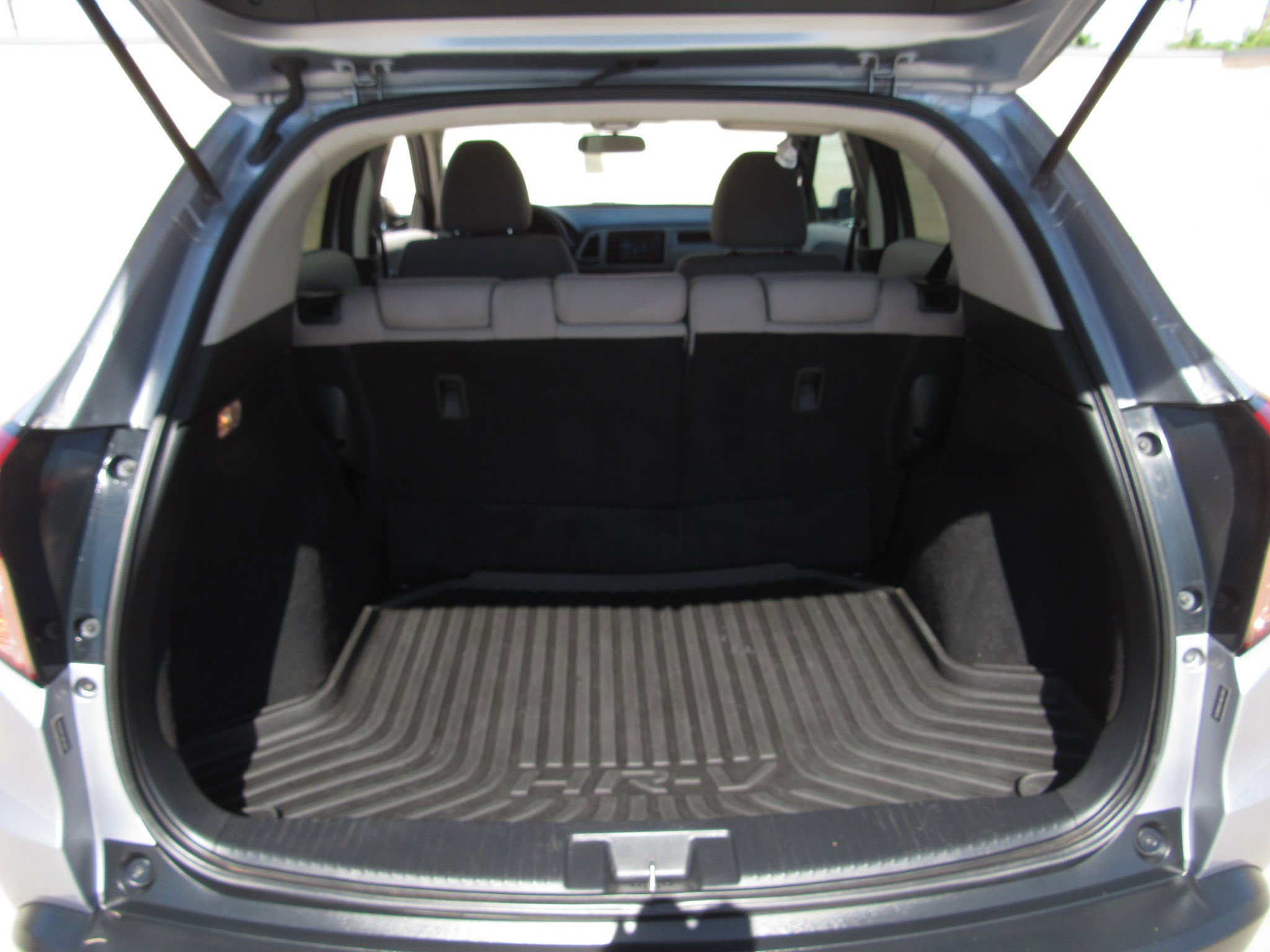 Used 2018 Honda HR-V EX image 13