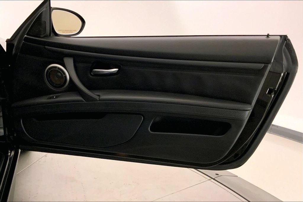 Used 2013 BMW M3 Convertible RWD image 25
