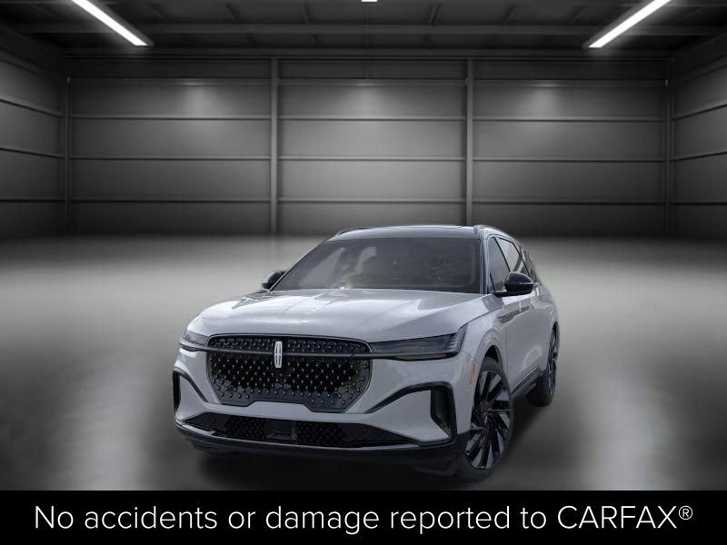 New 2026 Lincoln Nautilus Reserve w/ Jet Appearance Package image 3