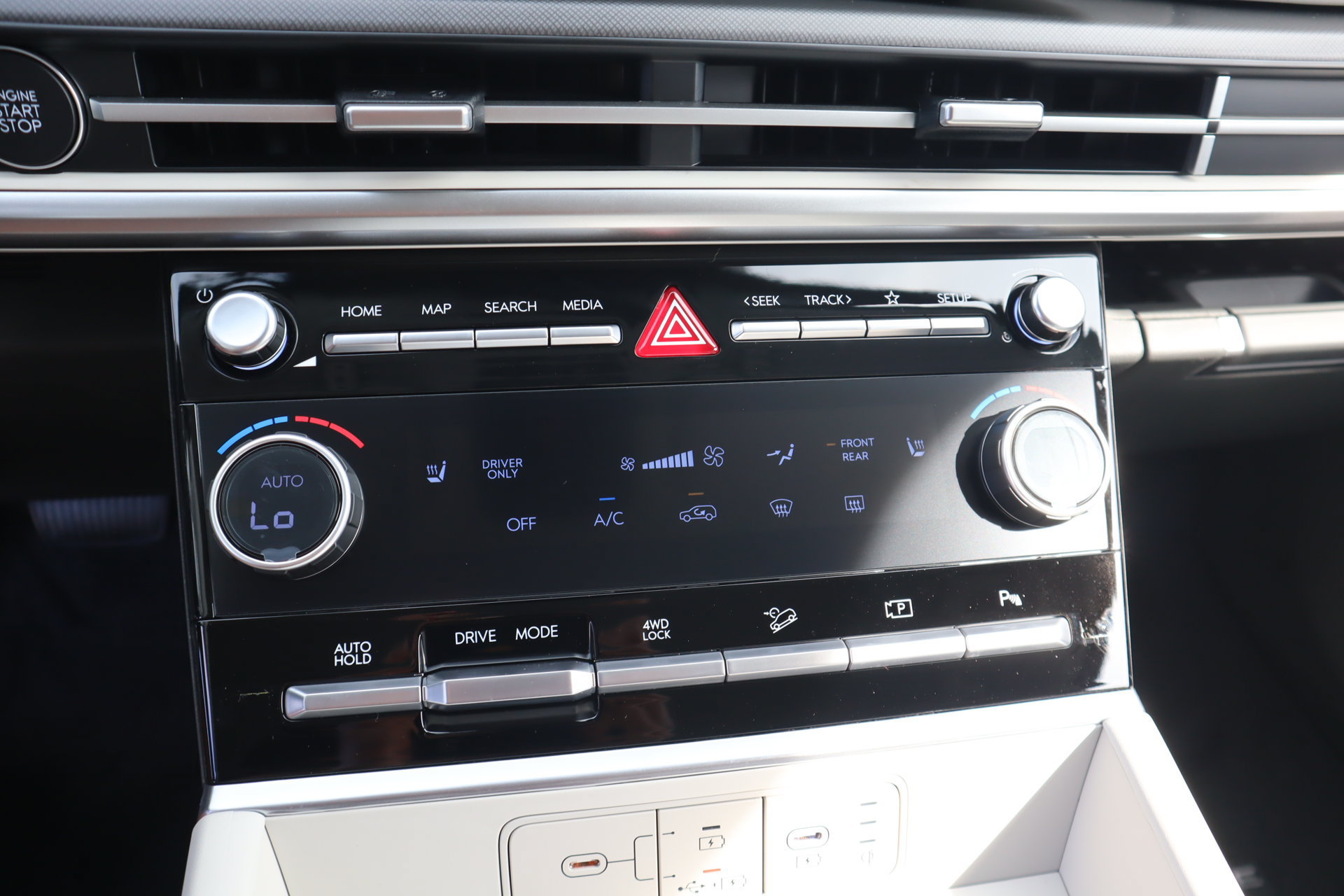 New 2027 Hyundai Santa Fe SEL AWD/4WD image 15