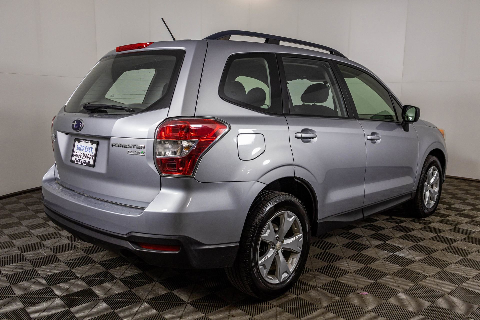 Used 2015 Subaru Forester 2.5i w/ Alloy Wheel Package image 12