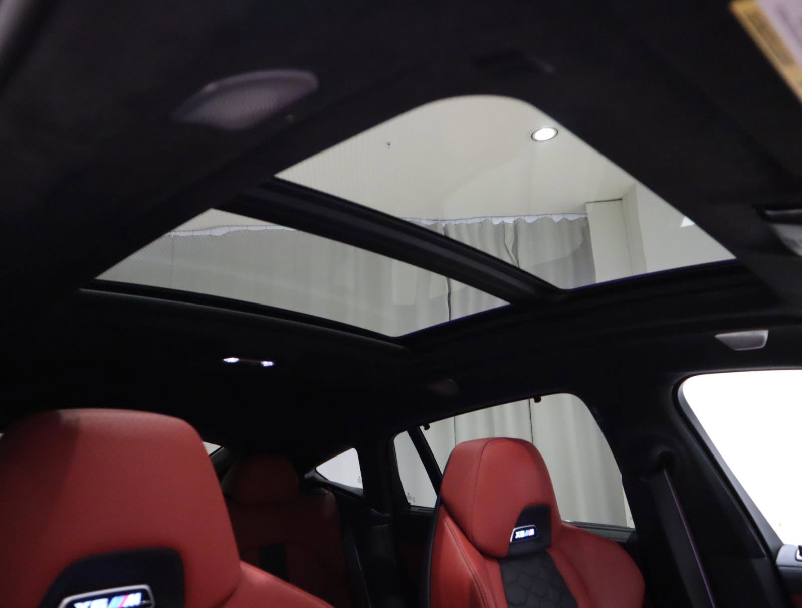 Used 2025 BMW X6 M Competition w/ Executive Package image 18