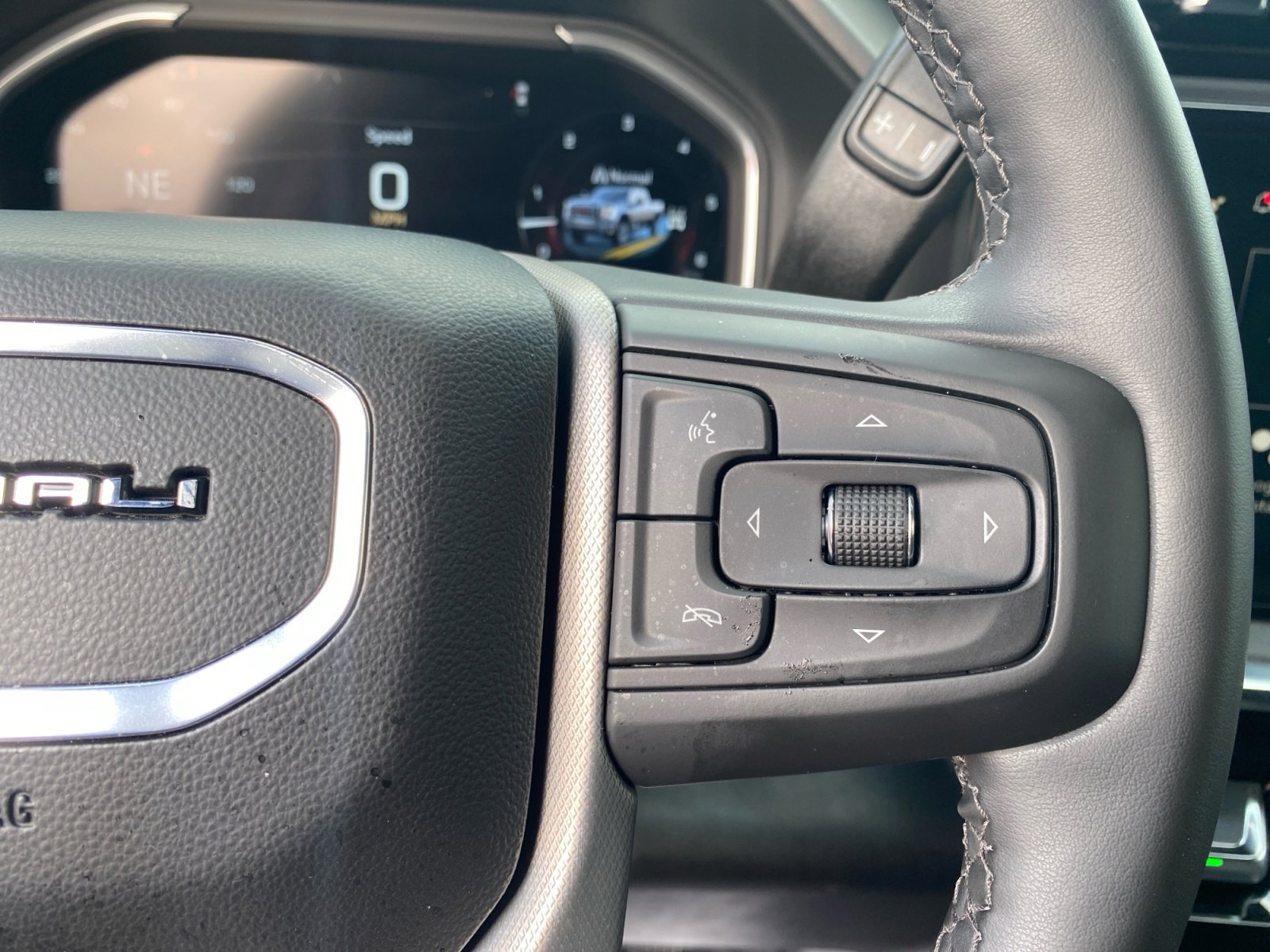 Used 2025 GMC Sierra 2500 Denali w/ Denali Reserve Package image 29