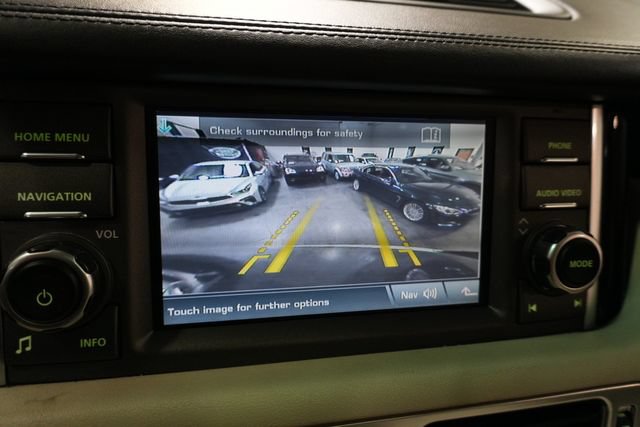 Used 2012 Land Rover Range Rover HSE LUX AWD/4WD image 21