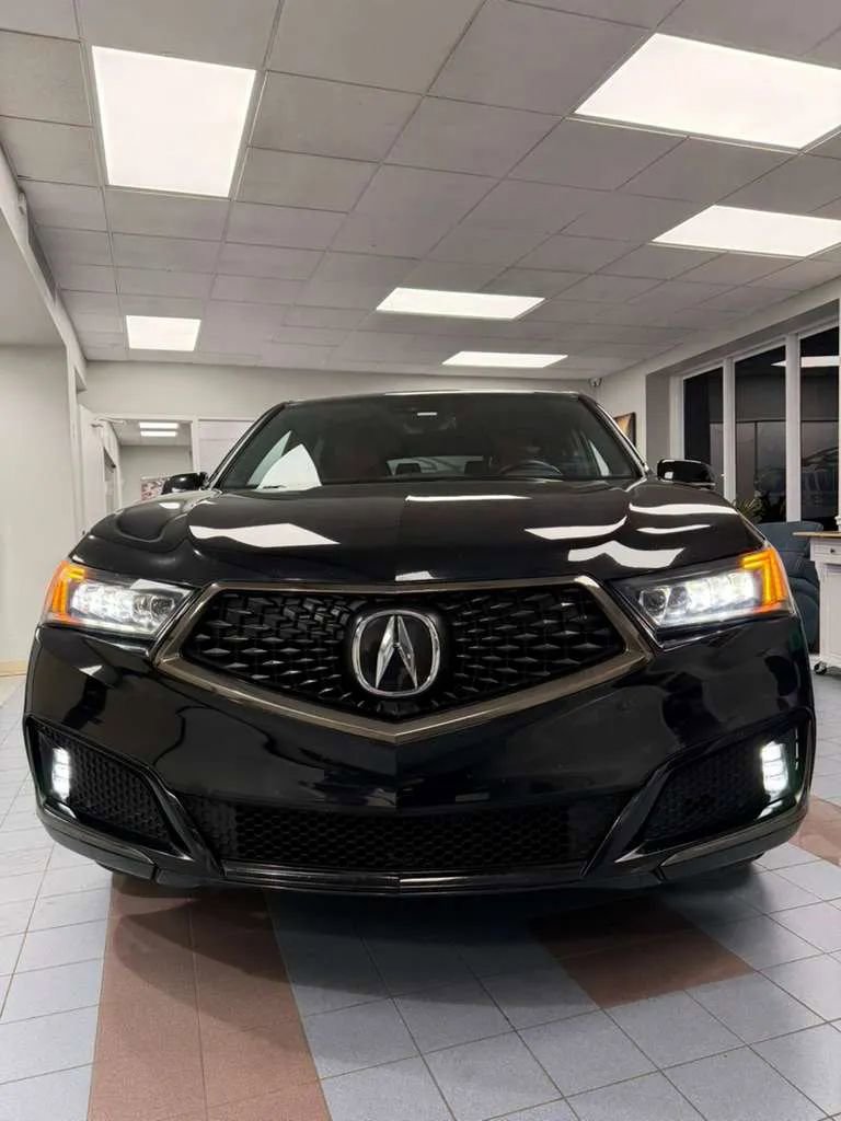 Used 2019 Acura MDX A-Spec image 2