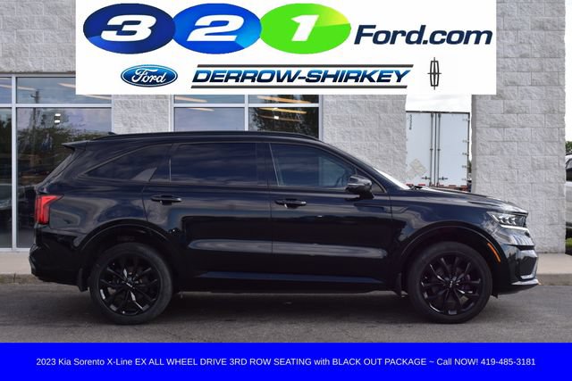 Used 2023 Kia Sorento EX AWD/4WD image 3