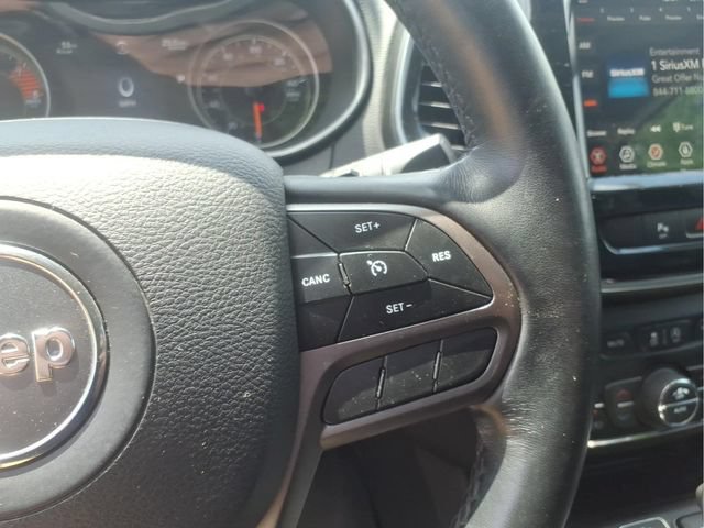 Used 2019 Jeep Cherokee Limited AWD/4WD image 15