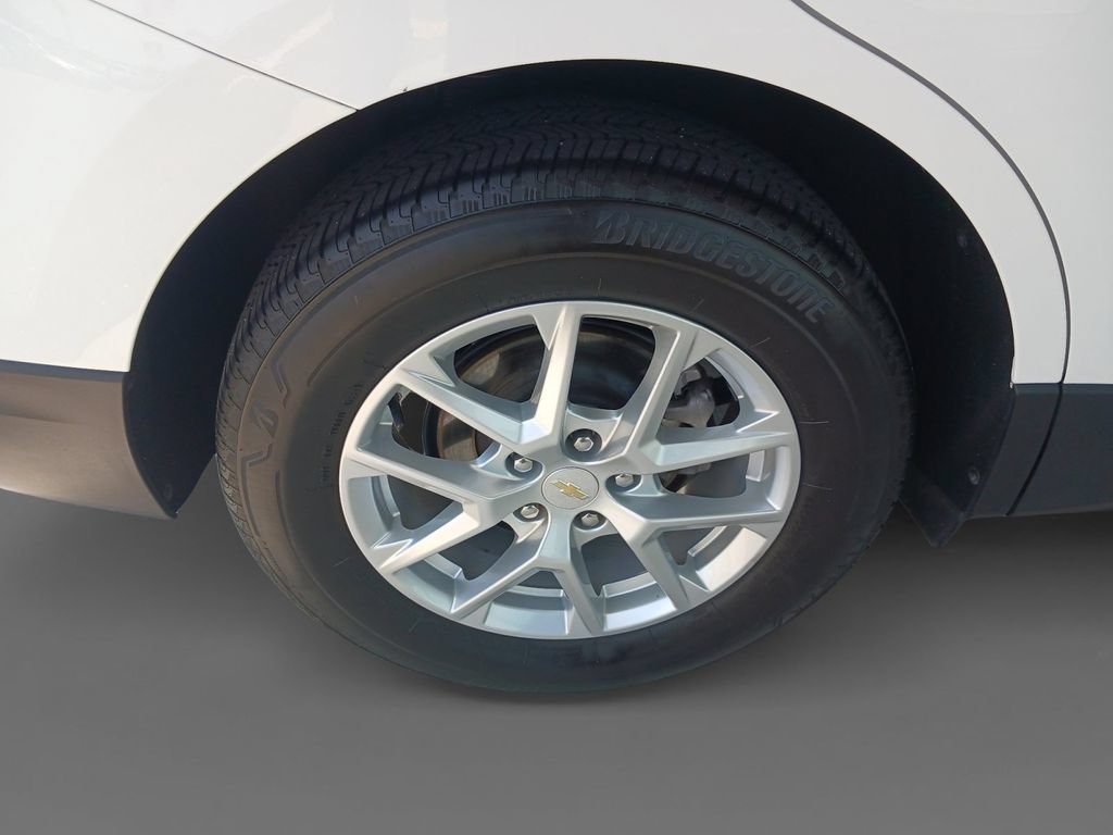Used 2024 Chevrolet Equinox LT AWD/4WD image 6