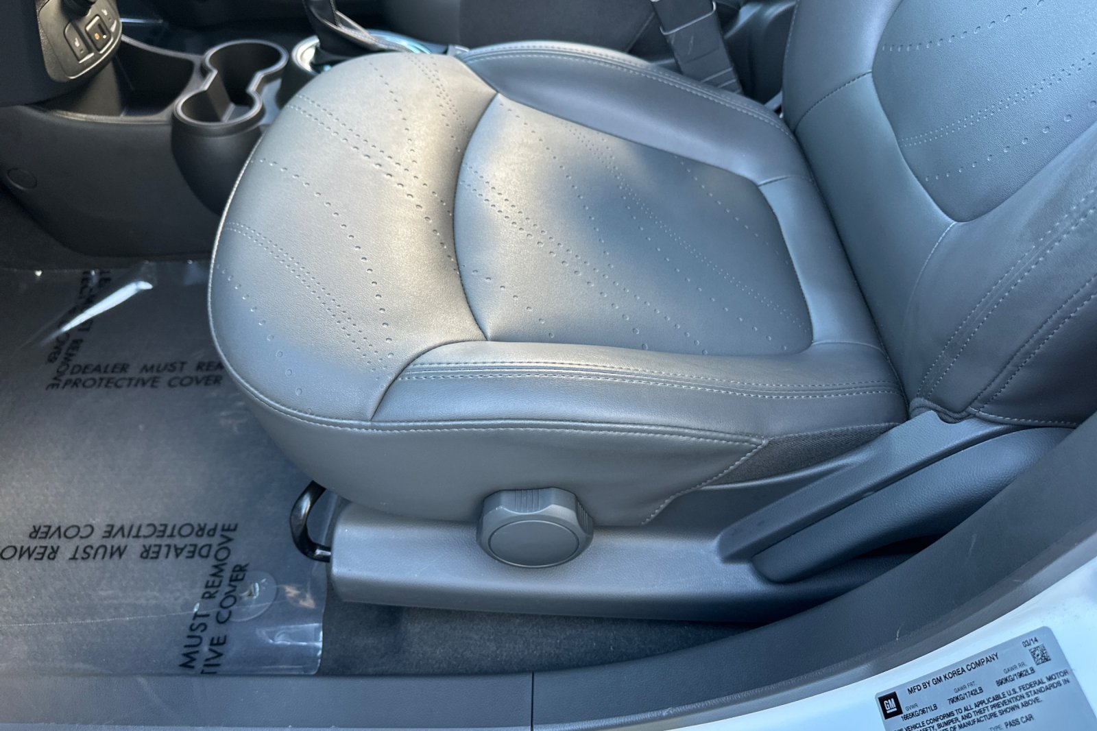 Used 2014 Chevrolet Spark LT FWD image 14