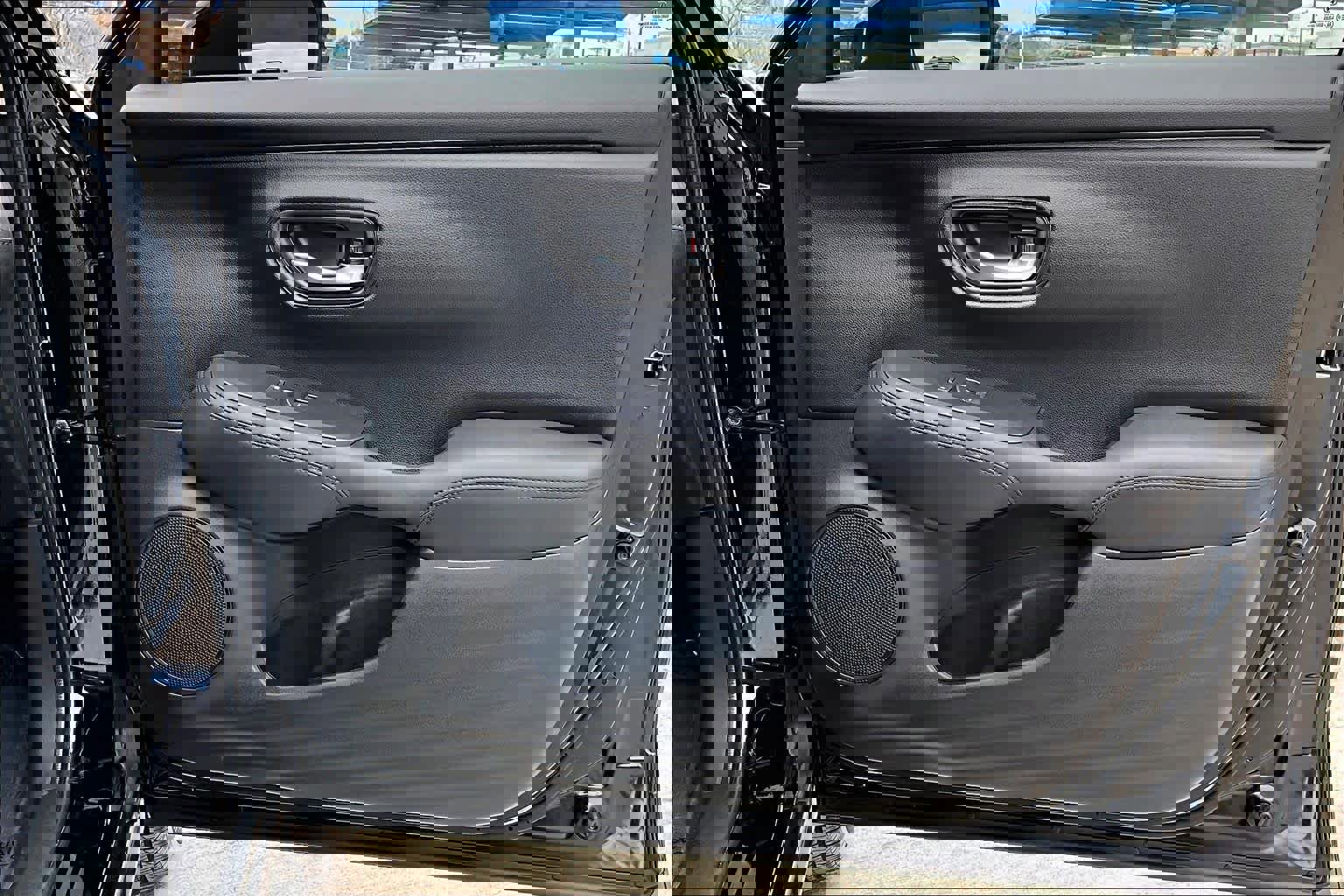 Used 2026 Honda HR-V LX image 23