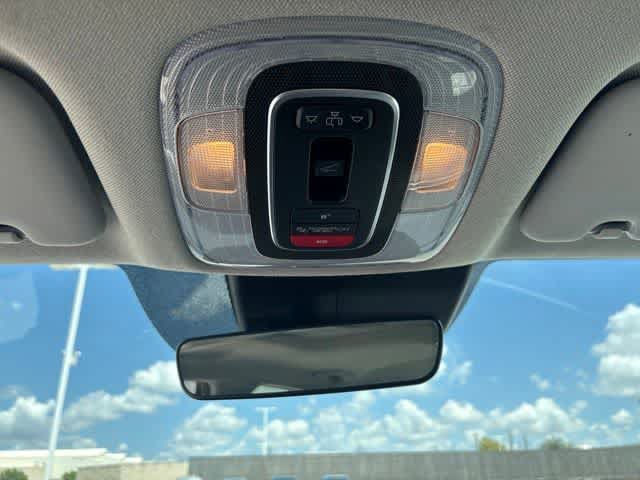 Used 2024 Hyundai Elantra Limited FWD image 21