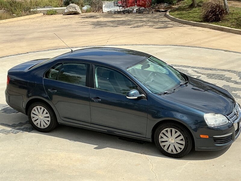 Used 2010 Volkswagen Jetta S FWD image 16