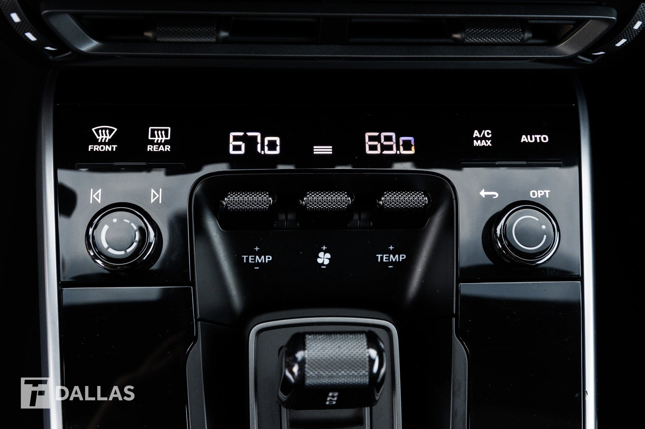 Used 2021 Porsche 911 Turbo image 33