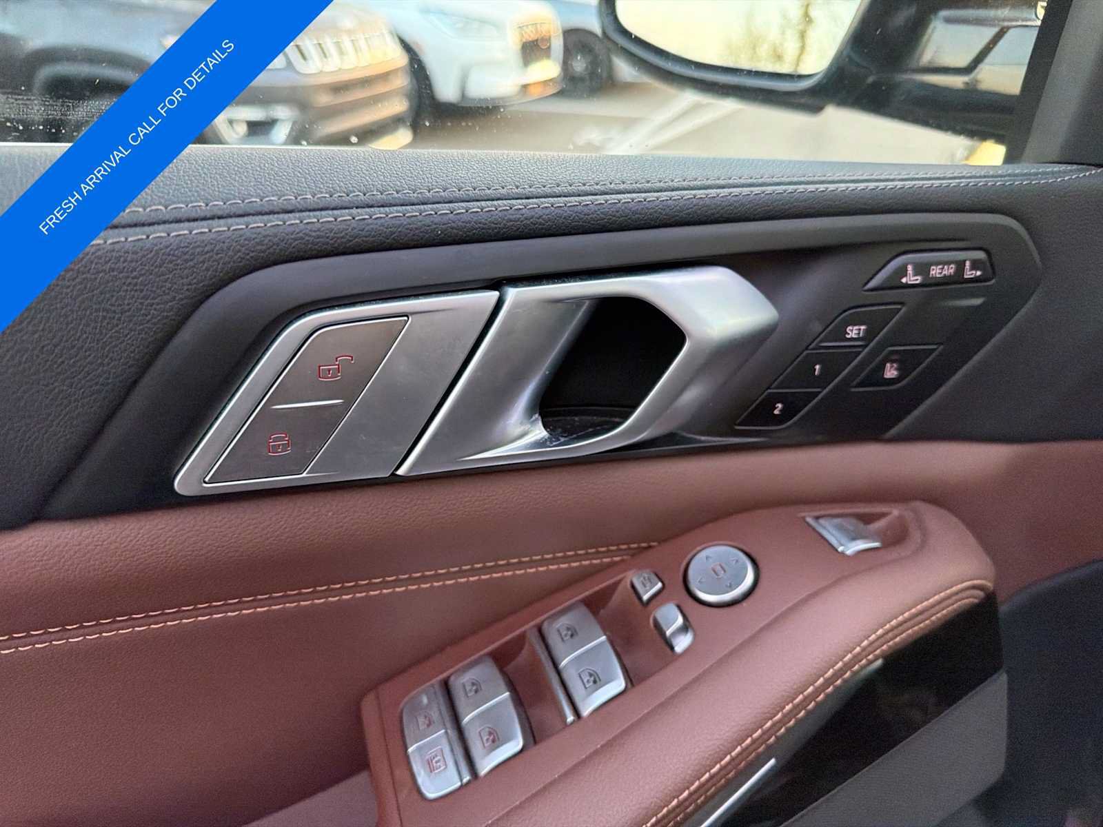 Used 2020 BMW X7 xDrive40i w/ Premium Package AWD/4WD image 44