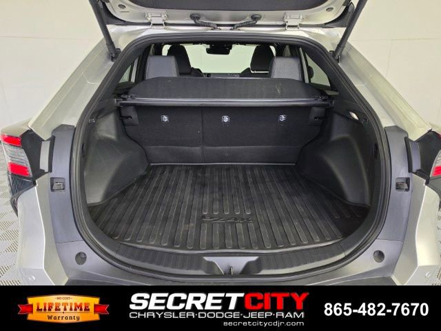 Used 2024 Toyota bZ4X XLE w/ Weather Package AWD/4WD image 31