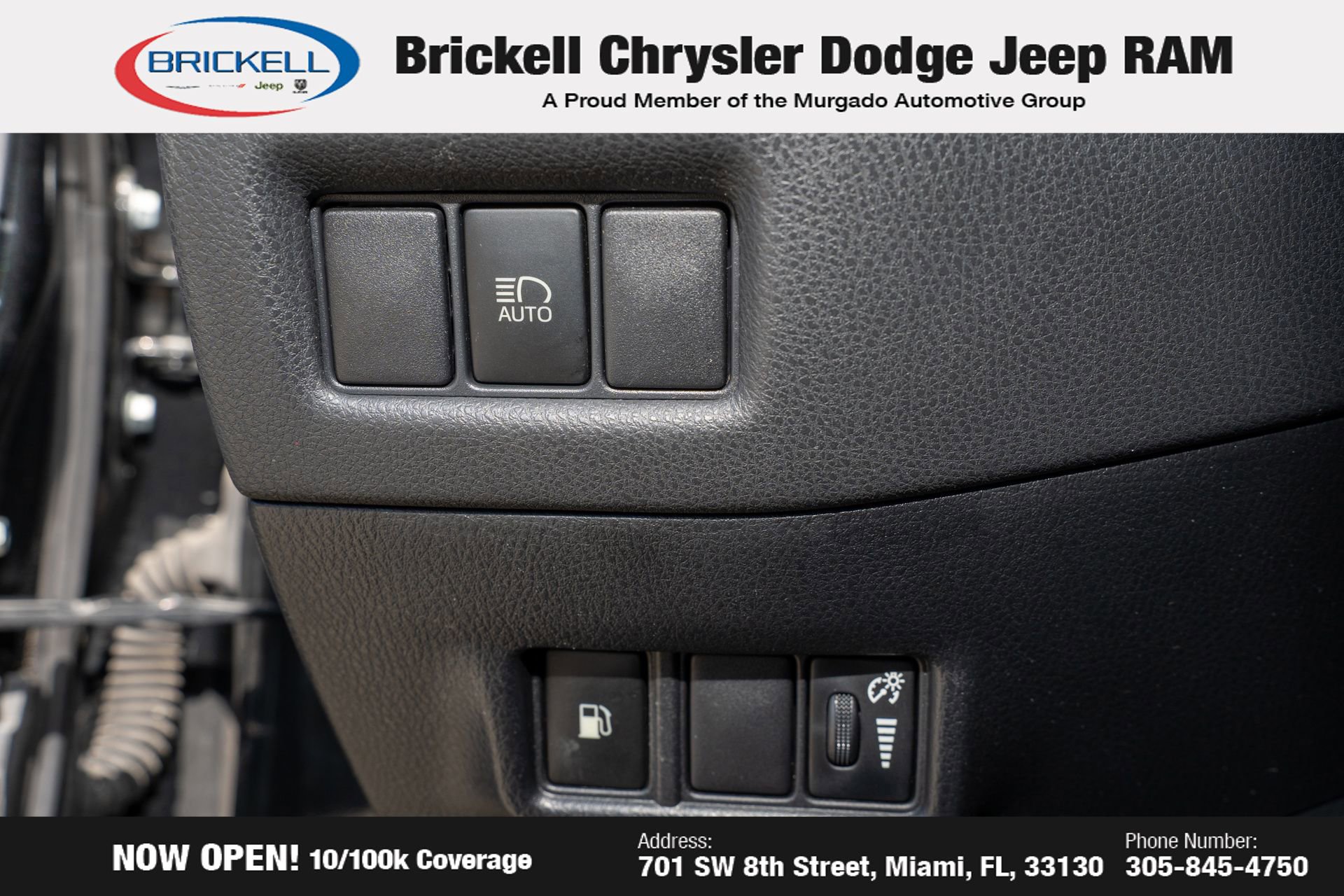 Used 2020 Toyota C-HR LE image 28