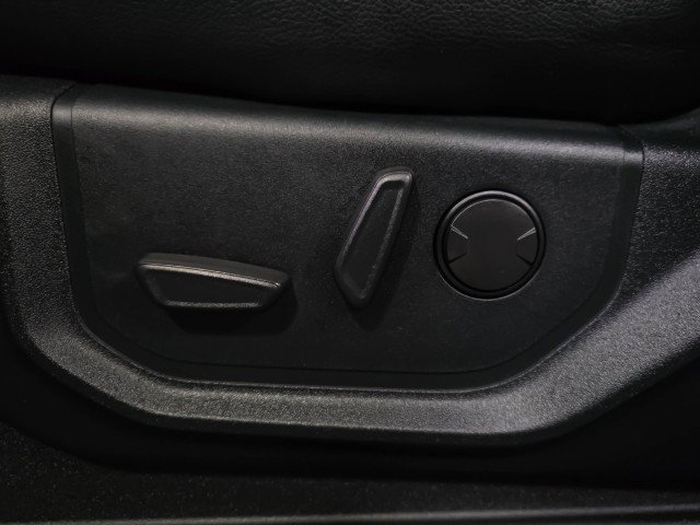 Used 2020 Ford F350 Lariat w/ Lariat Ultimate Package image 32