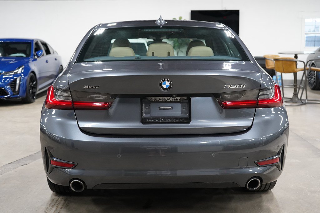 Used 2020 BMW 330i xDrive Sedan w/ Driving Assistance Package AWD/4WD image 4